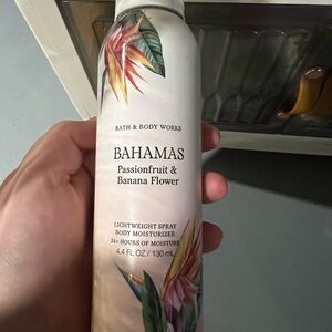 Bath & Body Works Lightweight Spray Body Moisturizer